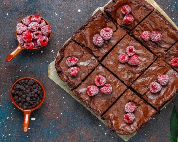málna csokoládé brownie