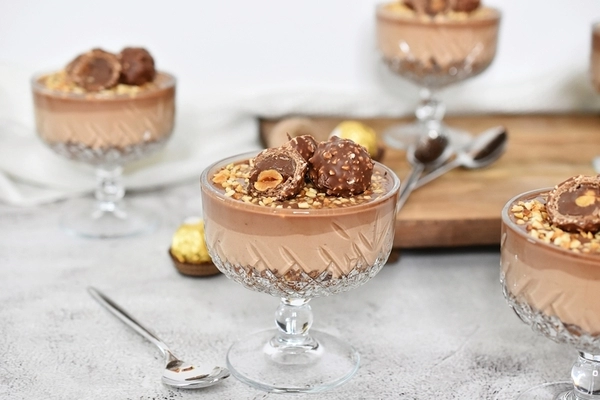 ferrero rocher üvegben