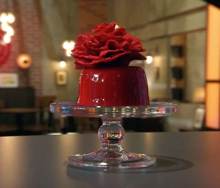 masterchef kihívás - vörös szegfű desszert