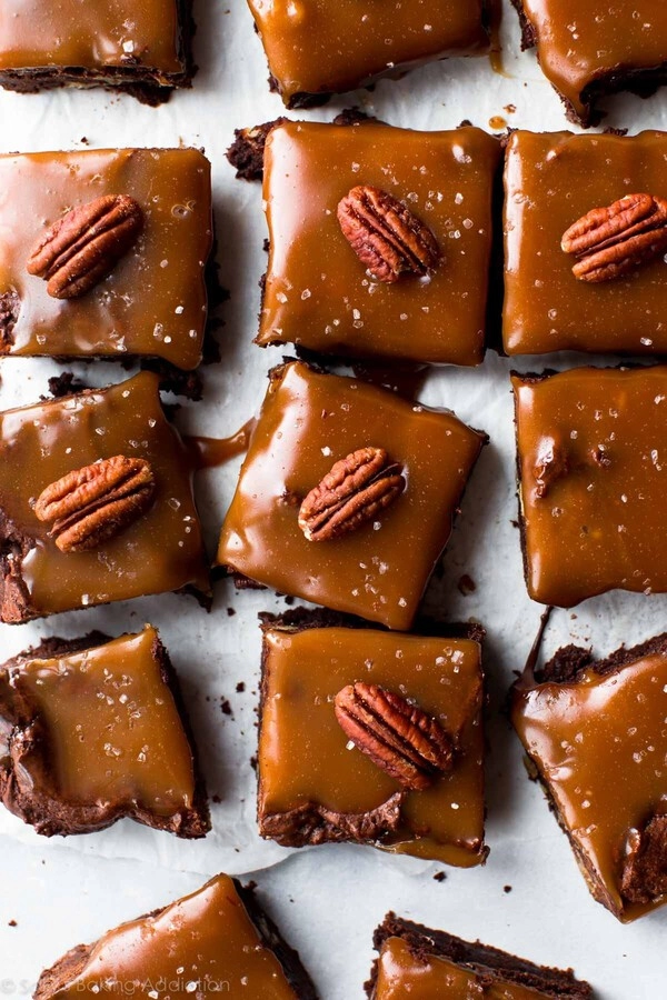 sós karamellás brownie